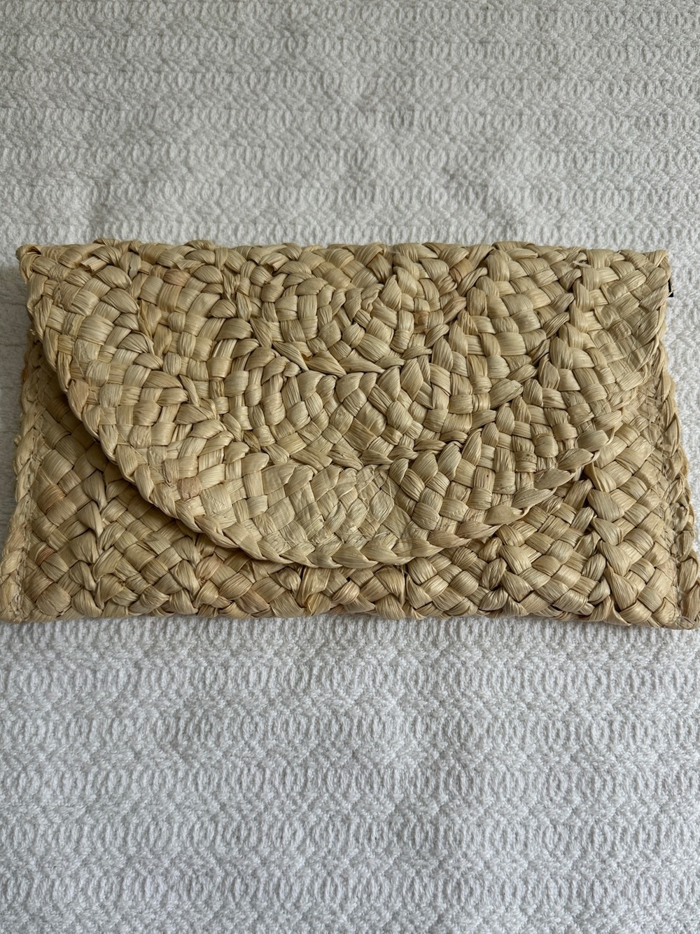 Woven Straw Envelope Clutch - Natural